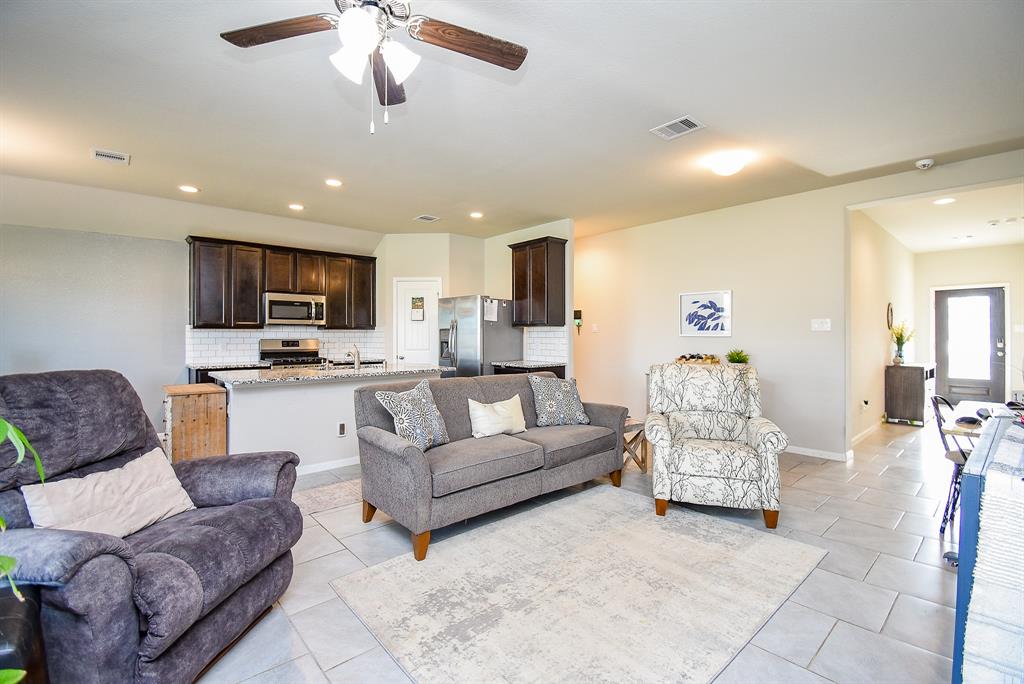 7303 Barrington Ridge Lane, Richmond, Texas image 7