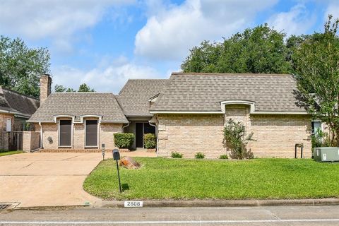 2808 Cypress Point Drive Sugar Land TX 77459