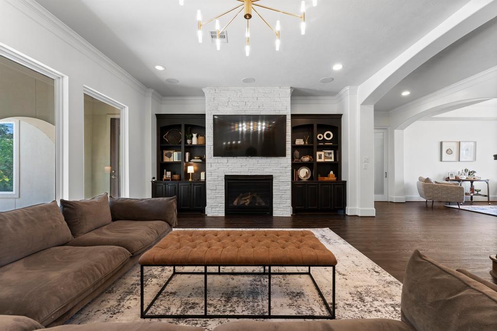 4631 Silver Jade Drive, Spring, Texas image 11