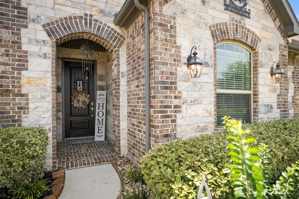 1406 Graystone Hills Drive