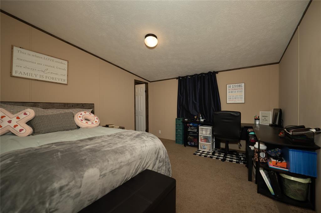 429 County Road 1130, Crockett, Texas image 14