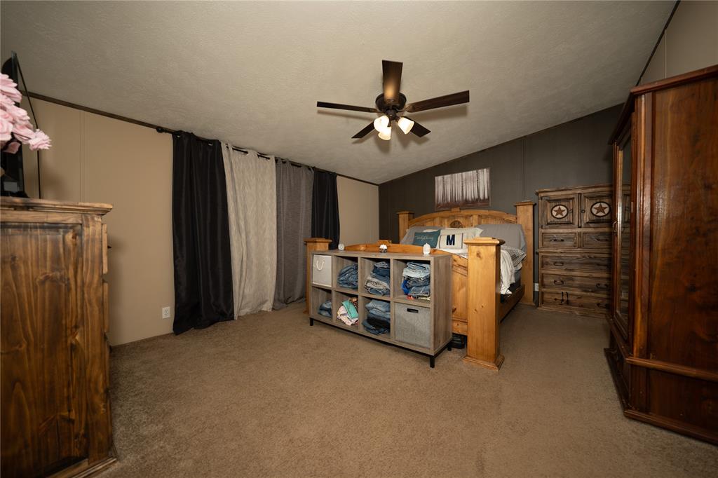 429 County Road 1130, Crockett, Texas image 10