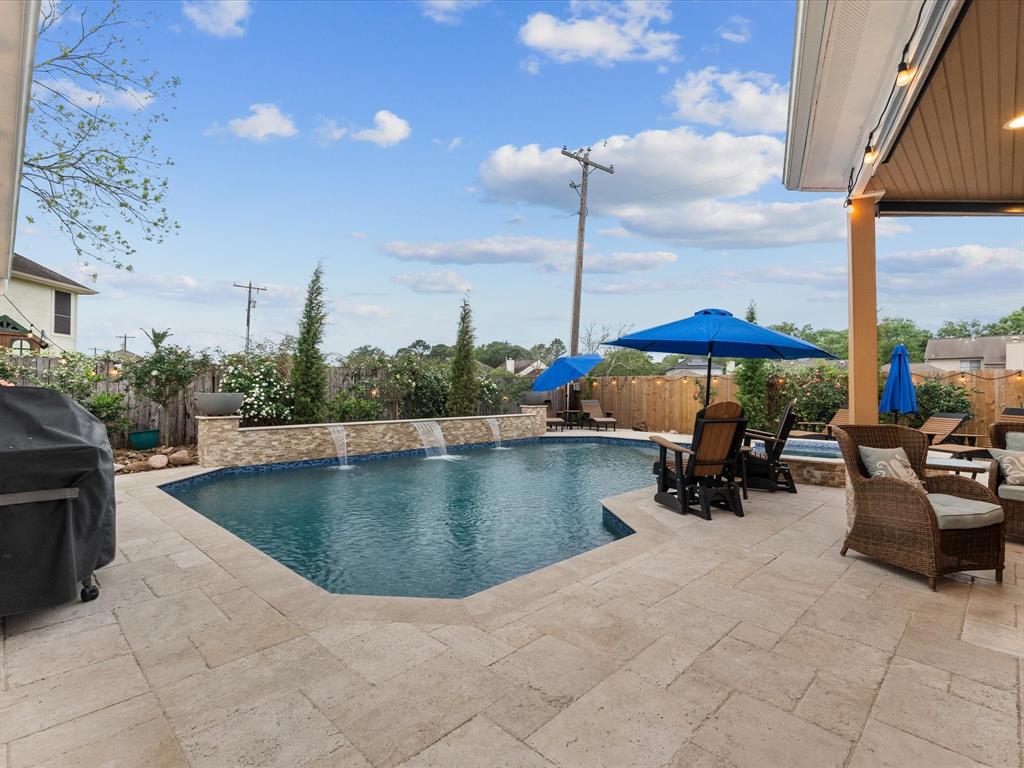 2040 Pembroke Bay Drive, League City, Texas image 44