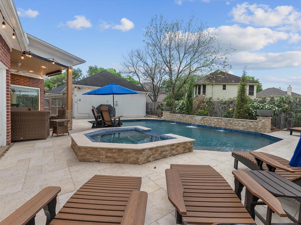 2040 Pembroke Bay Drive, League City, Texas image 49