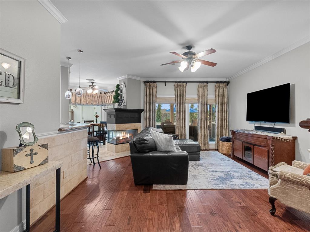 2040 Pembroke Bay Drive, League City, Texas image 15