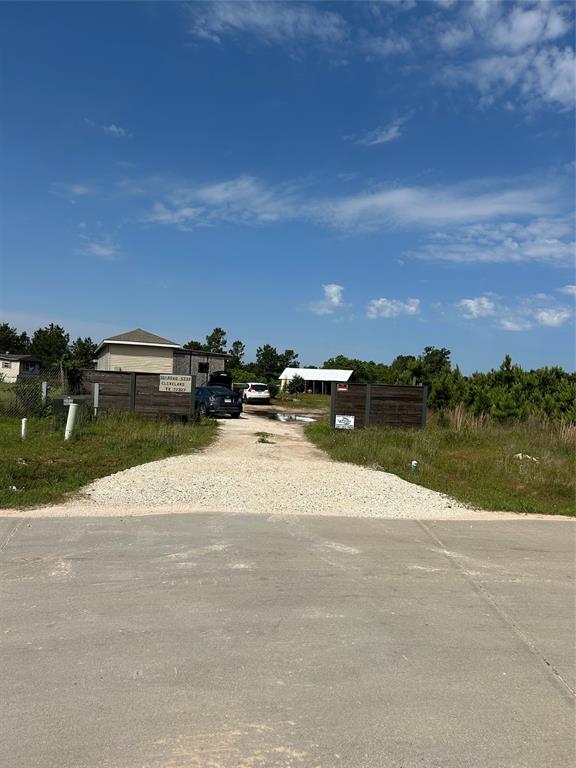 301 Road 5232, Cleveland, Texas image 1