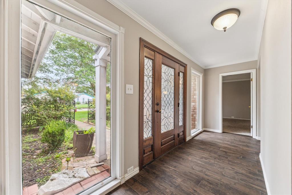 707 Bayview Drive