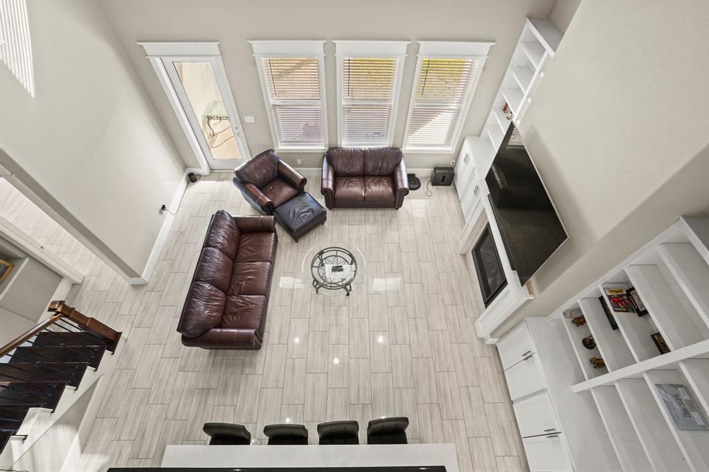 1902 Stillwood Drive, Houston, Texas image 8