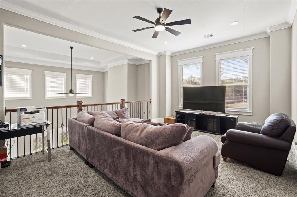 1902 Stillwood Drive, Houston, Texas image 3