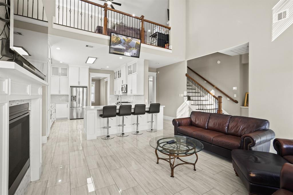 1902 Stillwood Drive, Houston, Texas image 20