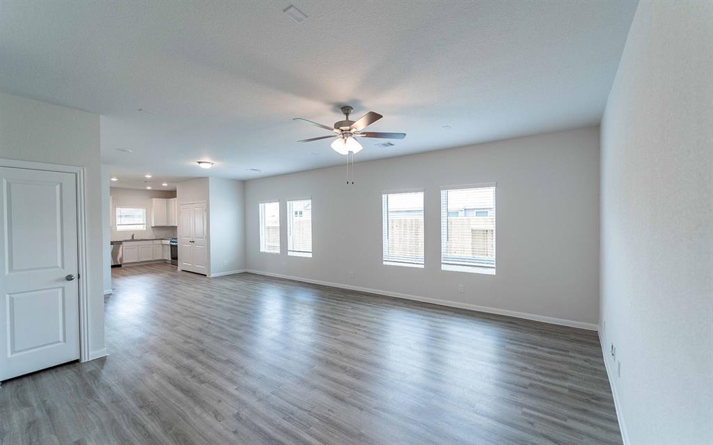 4350 Maple Root Lane
