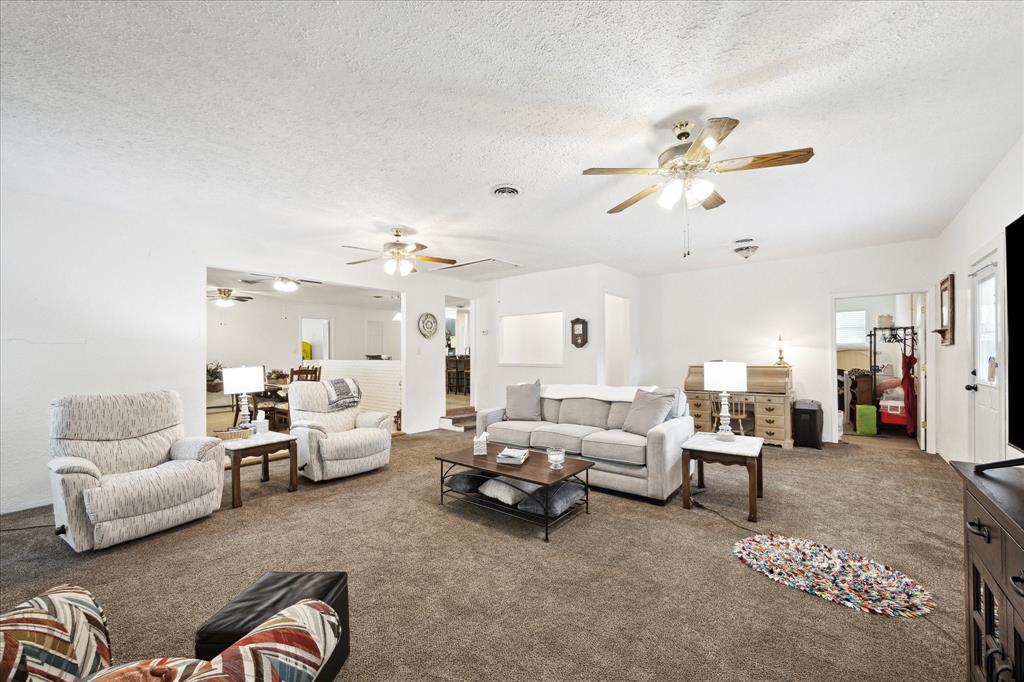 3224 Patricia Lane, Pearland, Texas image 7