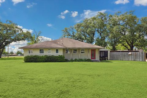 3224 Patricia Lane Pearland TX 77581