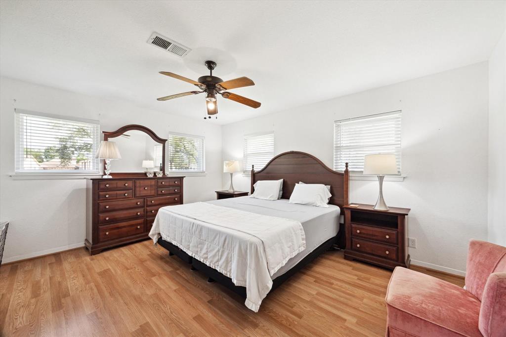 3224 Patricia Lane, Pearland, Texas image 12