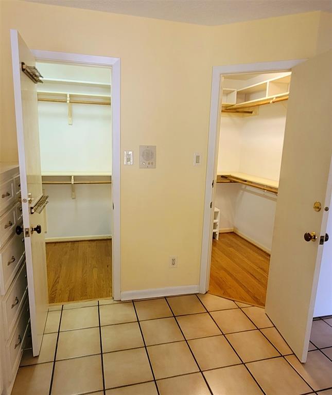 15823 Brook Forest Drive, Houston, Texas image 21