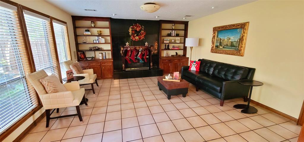 15823 Brook Forest Drive, Houston, Texas image 10