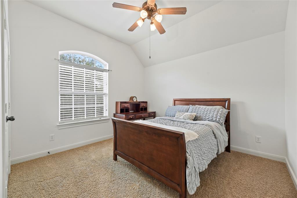 9210 Cold Hollow Lane, Missouri City, Texas image 27