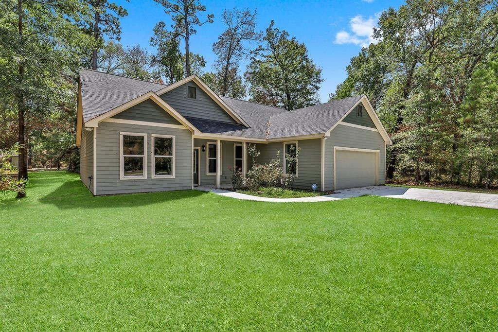 247 Mistletoe, Onalaska, Texas image 1