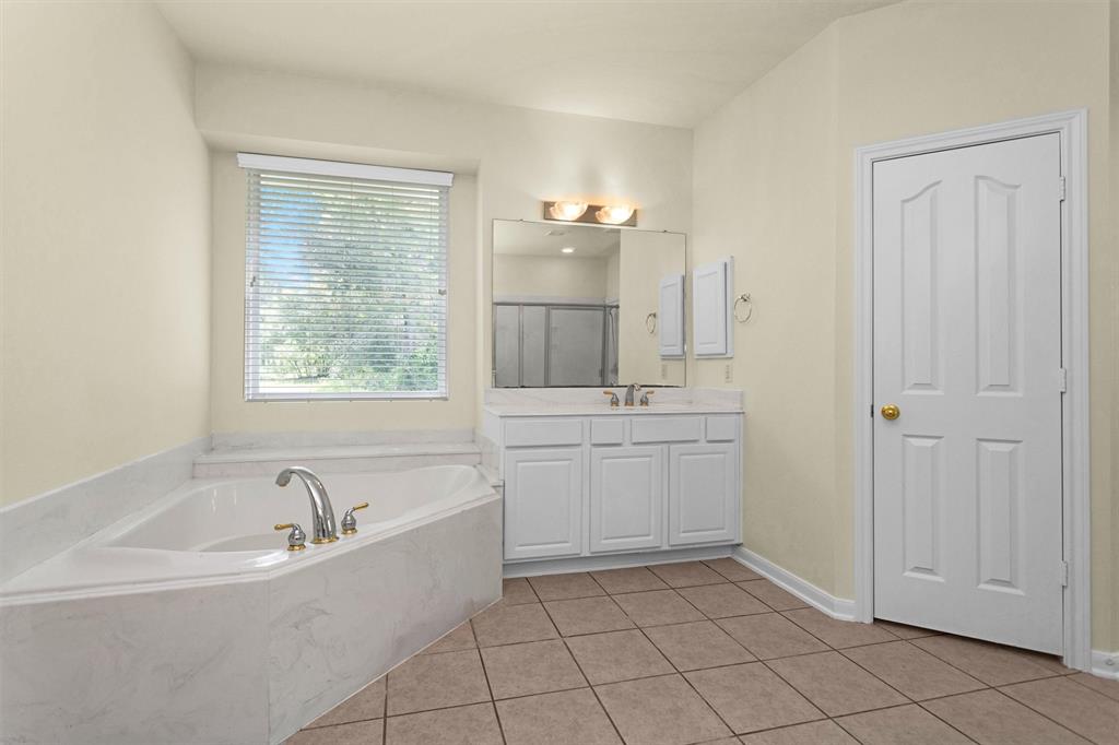 18721 Dalton Willis Drive, Montgomery, Texas image 26