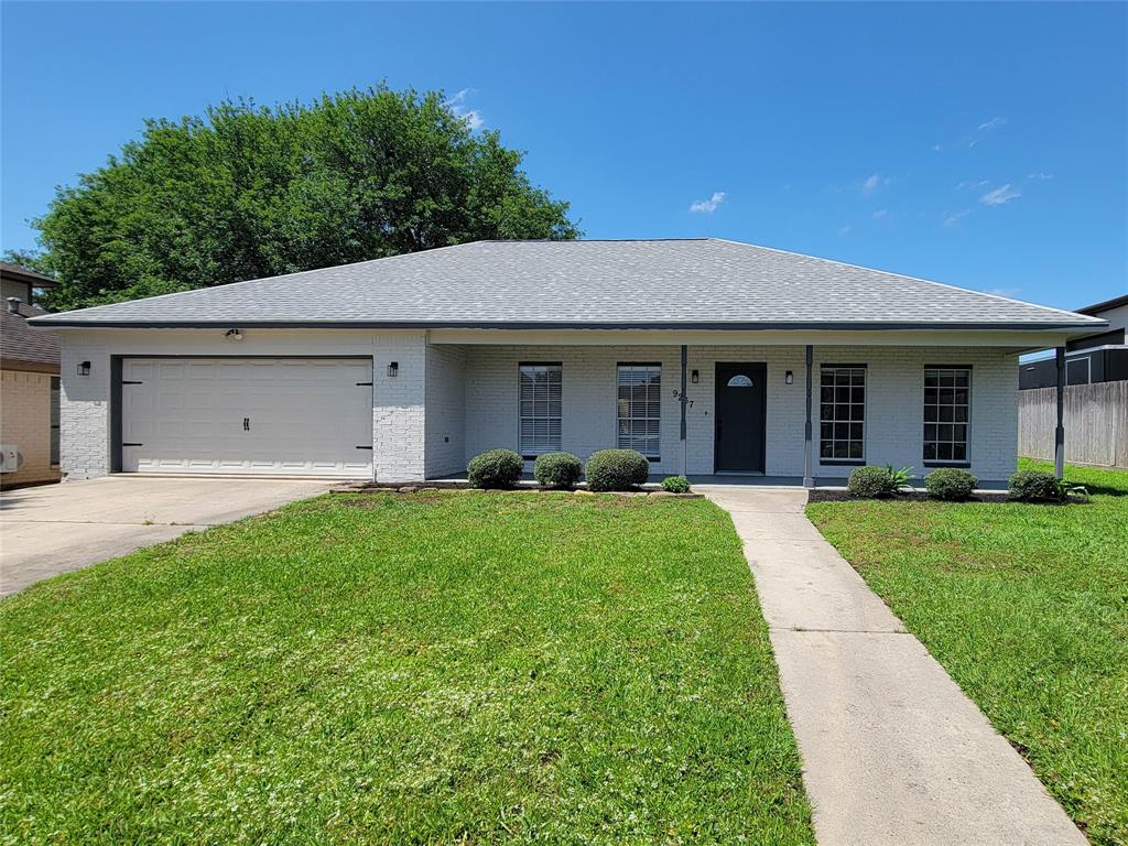 9267 Inlet Circle, Montgomery, Texas image 2