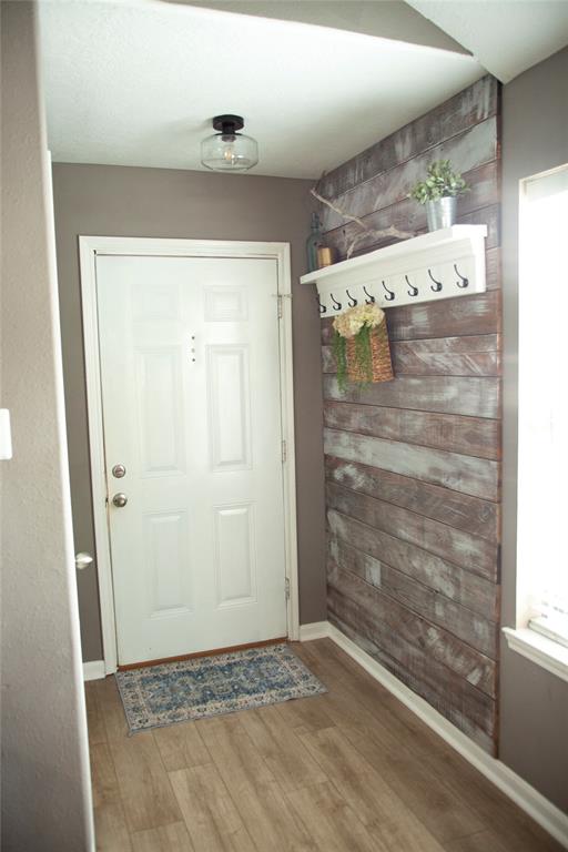 13740 Bighorn Trail, Willis, Texas image 3