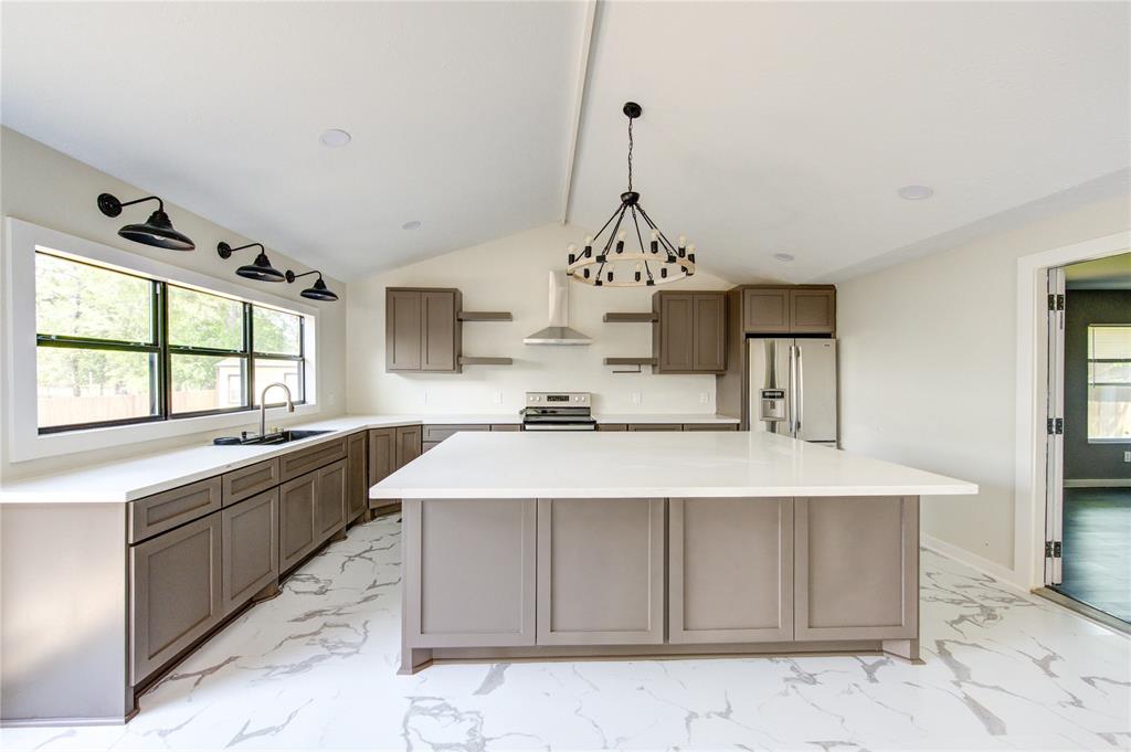 16569 Kingsbury Drive, Conroe, Texas image 34
