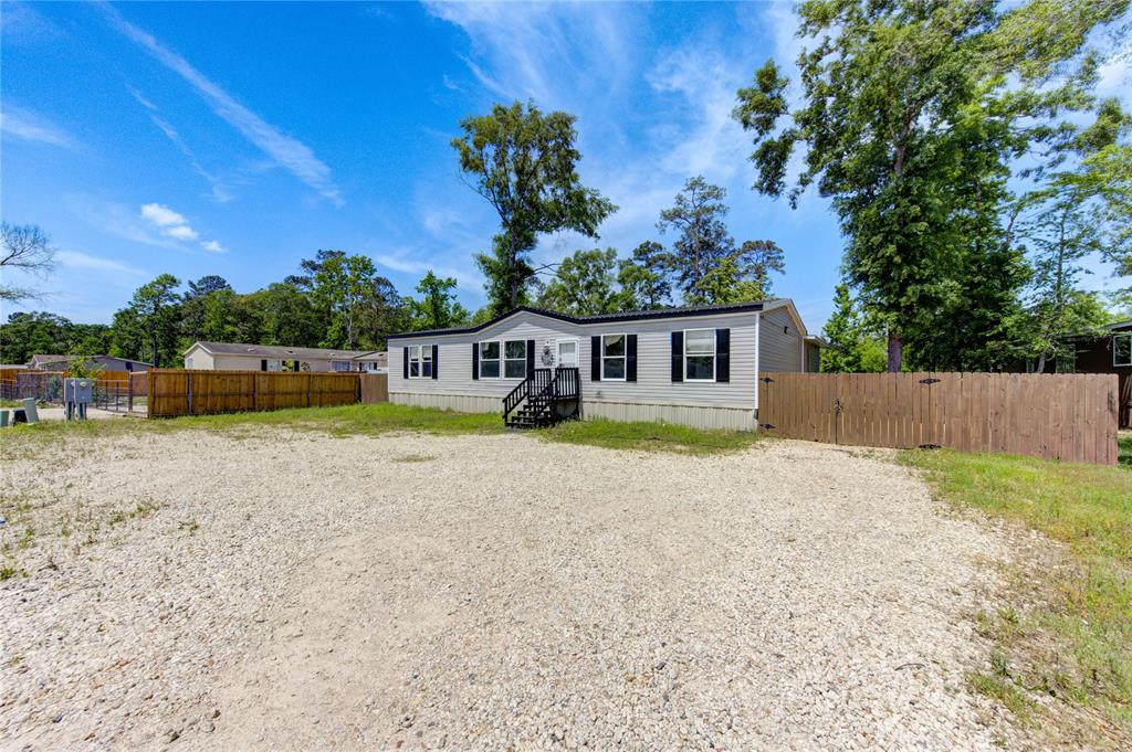16569 Kingsbury Drive, Conroe, Texas image 7