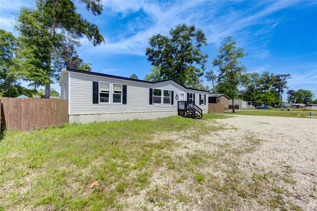 16569 Kingsbury Drive, Conroe, Texas image 3