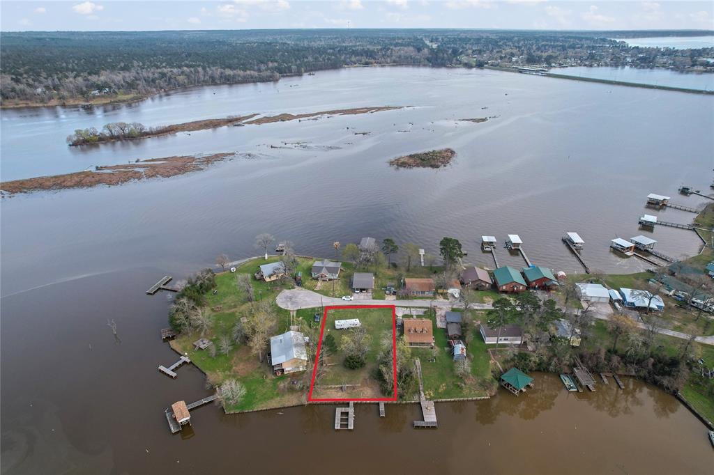 1341 Creeklake Drive, Onalaska, Texas image 6