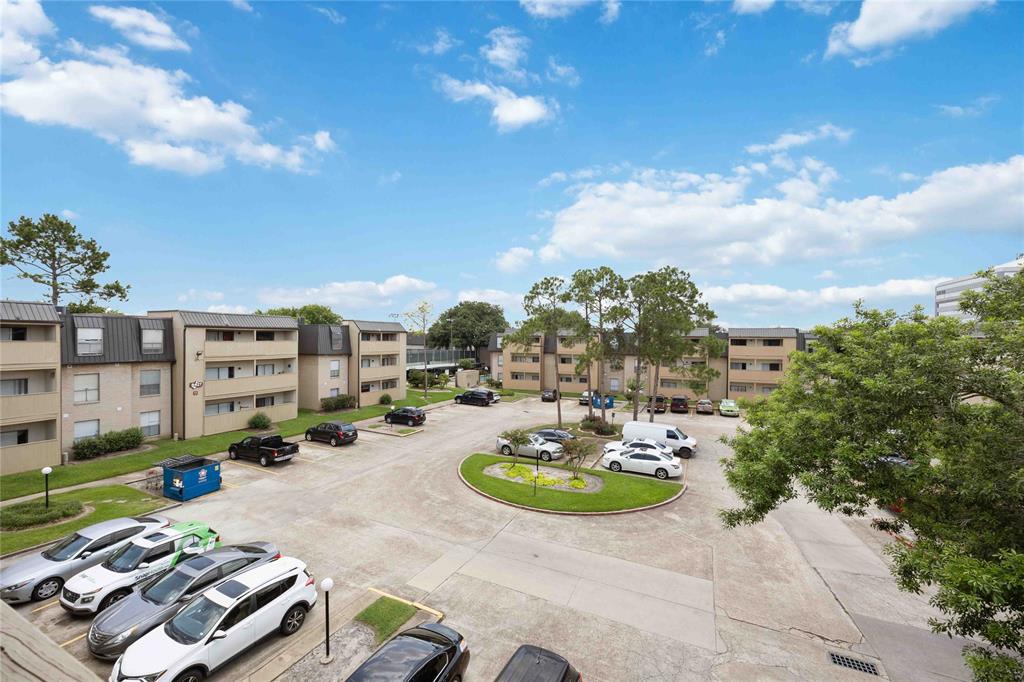 8425 Hearth Drive #35, Houston, Texas image 20