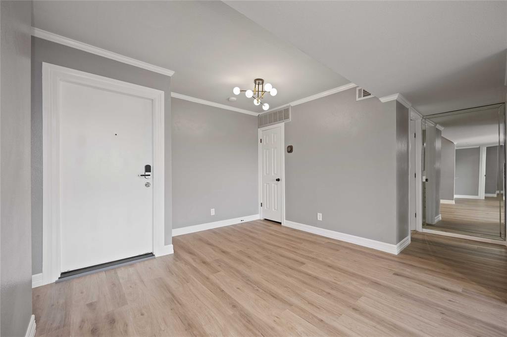 8425 Hearth Drive #35, Houston, Texas image 7