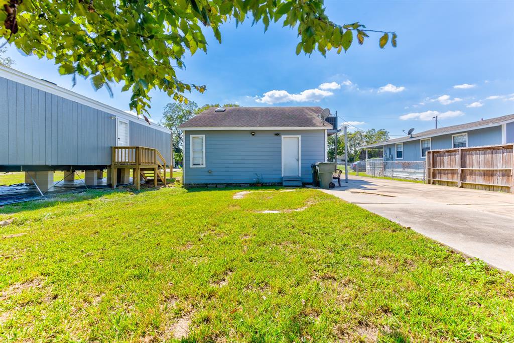 4111 Brown Street, Bacliff, Texas image 21