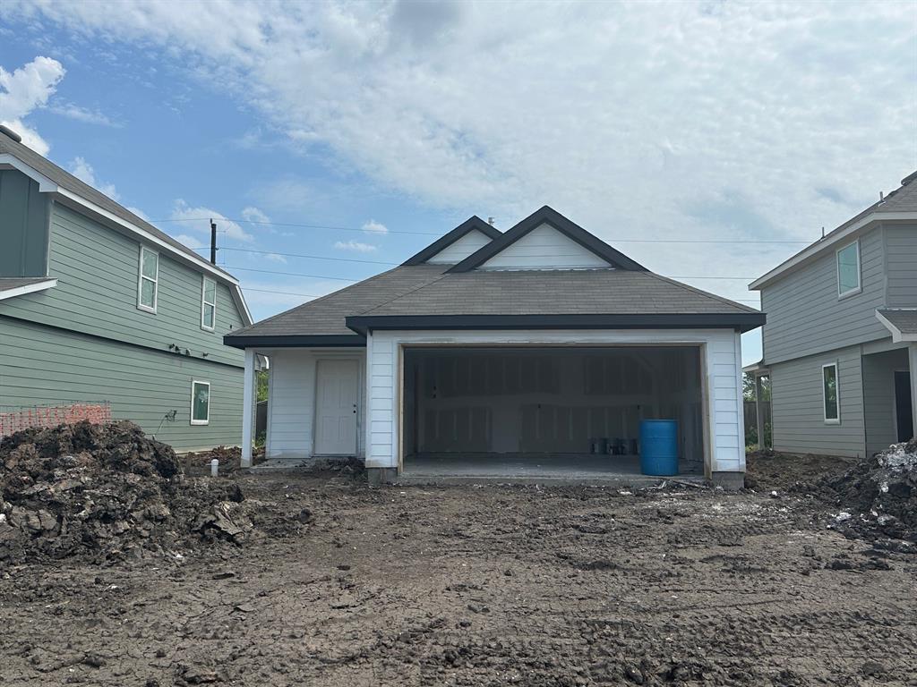 Photo 2 of 30 of 806 Gavin Walker Drive house