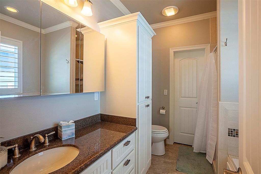 2100 Mills, Crystal Beach, Texas image 18
