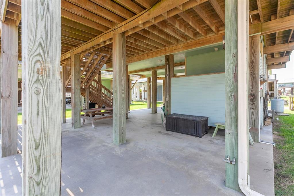 2100 Mills, Crystal Beach, Texas image 35