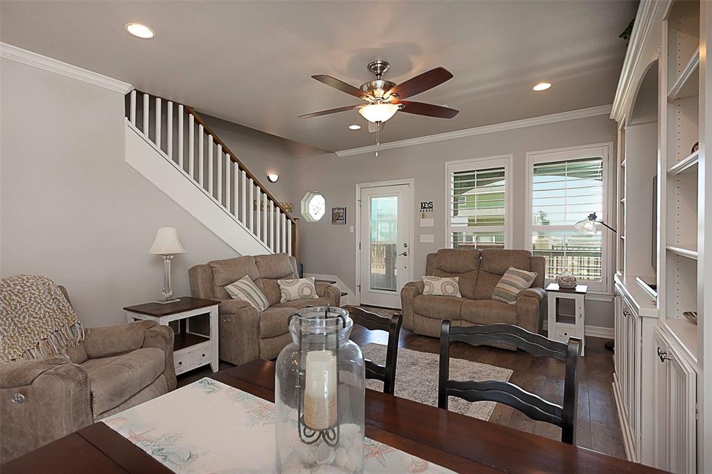 2100 Mills, Crystal Beach, Texas image 8