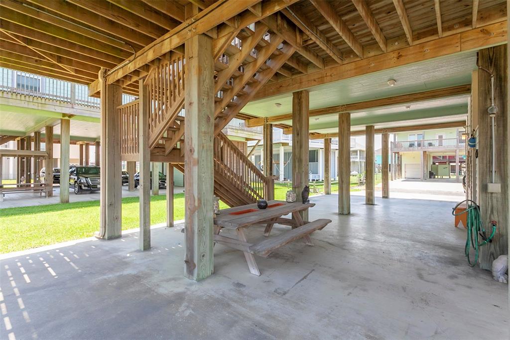2100 Mills, Crystal Beach, Texas image 30