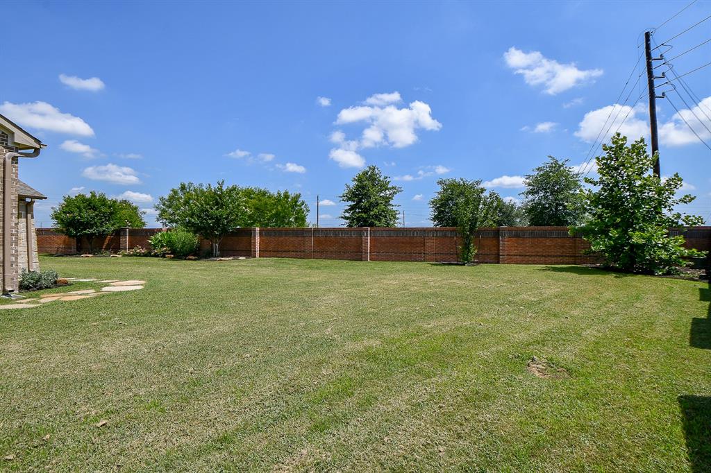 23402 Skylark Falls Trail, Katy, Texas image 11