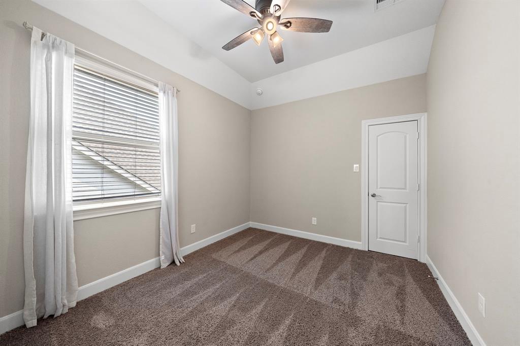 4021 Windsor Chase Drive, Spring, Texas image 32