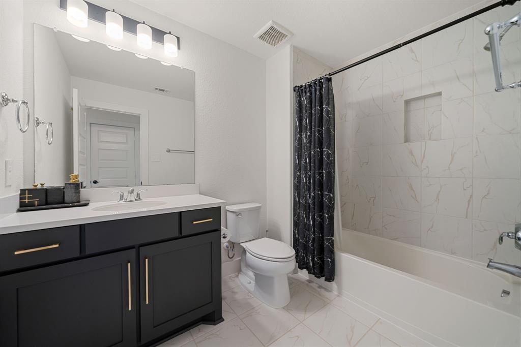 24911 Lily Hall Court, Tomball, Texas image 39