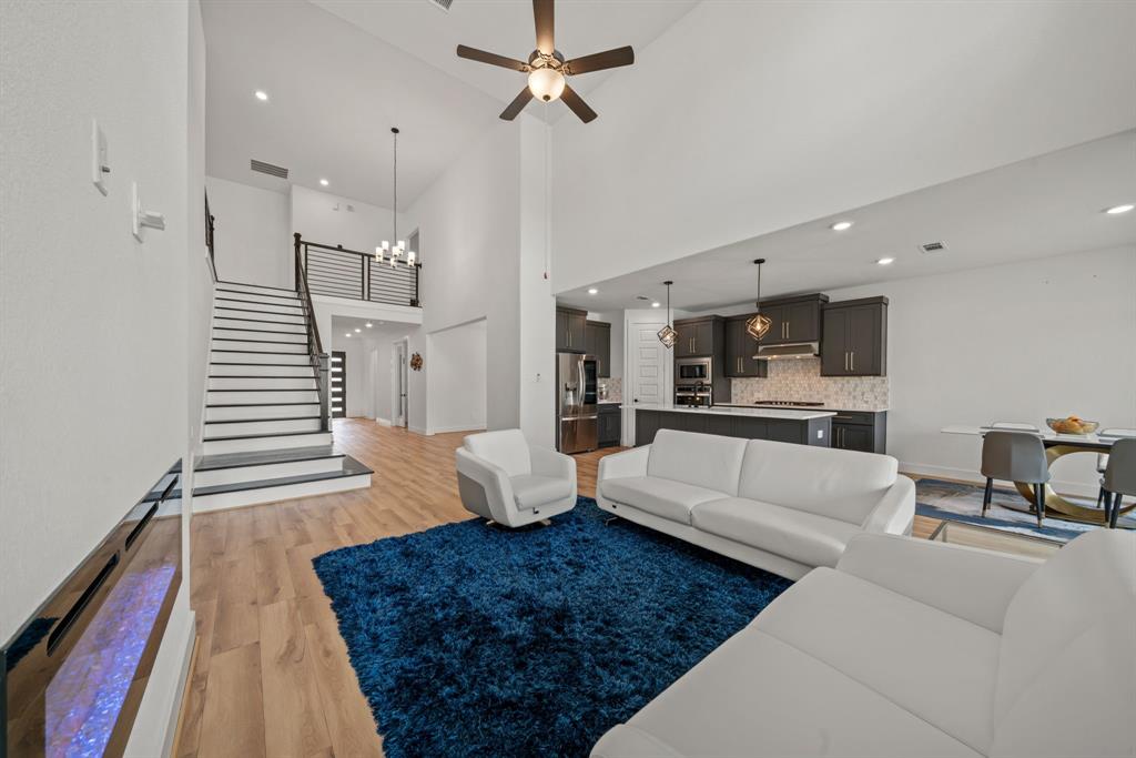 24911 Lily Hall Court, Tomball, Texas image 14