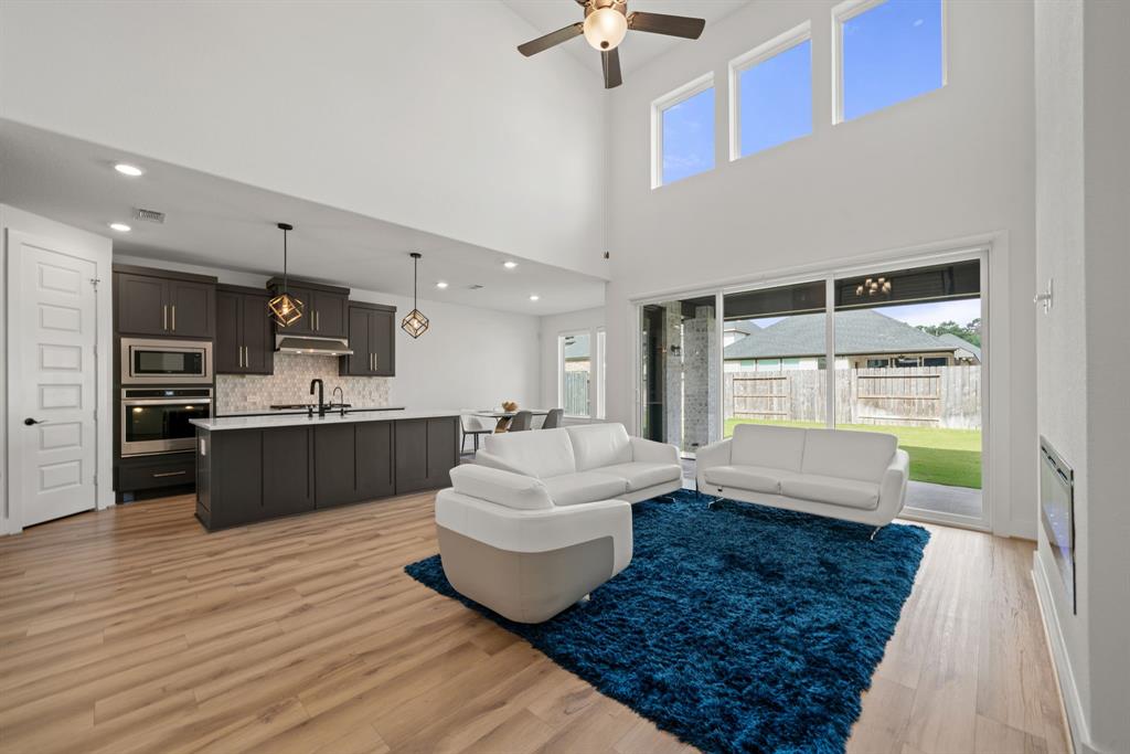 24911 Lily Hall Court, Tomball, Texas image 13