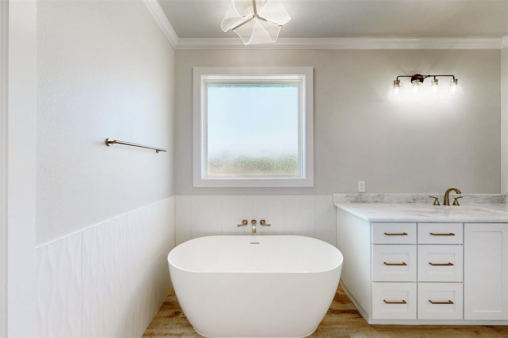 5616 Mill Water Court, Bryan, Texas image 37
