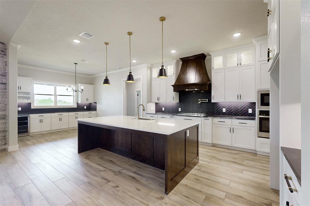 5616 Mill Water Court, Bryan, Texas image 13