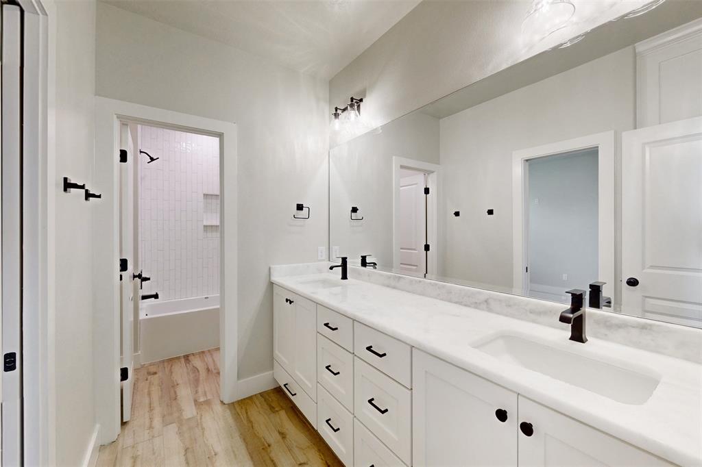 5616 Mill Water Court, Bryan, Texas image 29