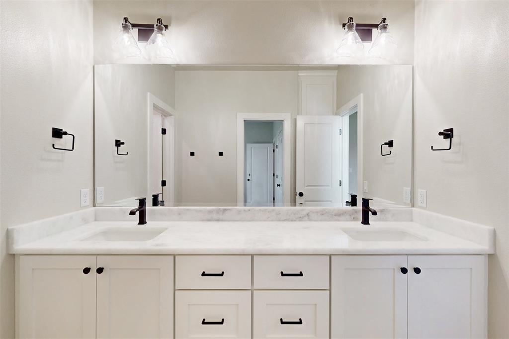 5616 Mill Water Court, Bryan, Texas image 26