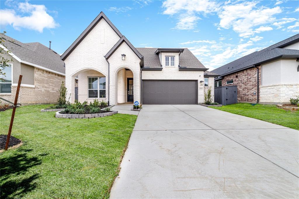 property-search 1 4603 Vaughan Way