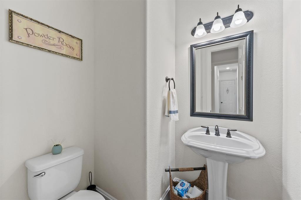 10310 Lindabury Hollow Drive, Katy, Texas image 12