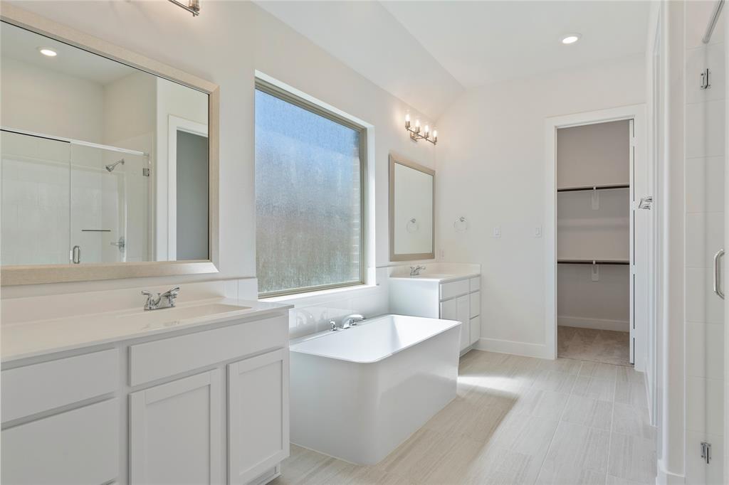 1537 Apache Heights Drive, Dayton, Texas image 13