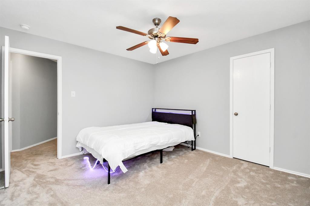8907 Wildbird Lane, Humble, Texas image 35